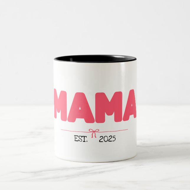 MAMA EST. 2025 - Kundenspezifische Geschenke für M Zweifarbige Tasse (Mittel)