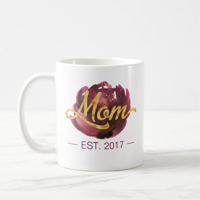Mama EST. Kundengerechte | Tasse (Links)