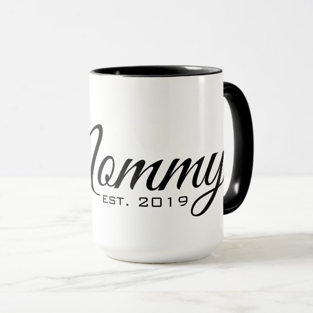Mama est-Tasse 2019 Tasse (VorderseiteRechts)