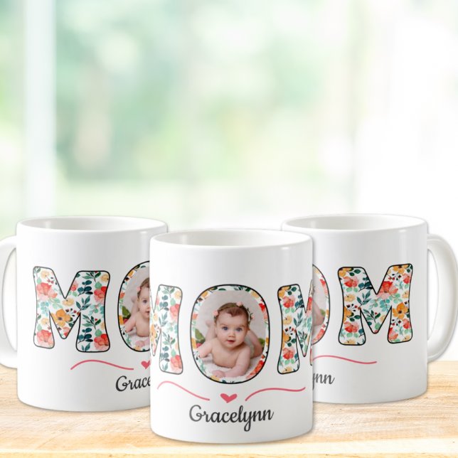 Mama Foto & Kinder für Mütter Kaffeetasse (Create a custom Mother's Day mug with floral typography, a photo, & kid's names for a heartfelt gift)