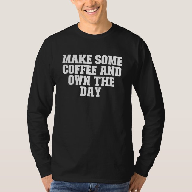Mama für Kaffeetrinken Grafik 2022 Mama für die le T-Shirt (Vorderseite)