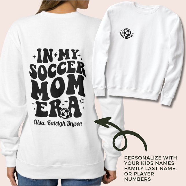 Mama Fußball Zeitalter Personalisierter Kindesname Sweatshirt (Soccer Mom Era Sweater with Personalized Names for Game Day Mother's Day Gift Birthday Mom Gift)