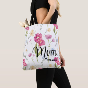 Mama hat einen hübschen floralen Wildblumendruck g
