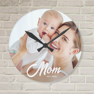 Mama hat modernes weißes Skript-Foto eingerichtet Runde Wanduhr
