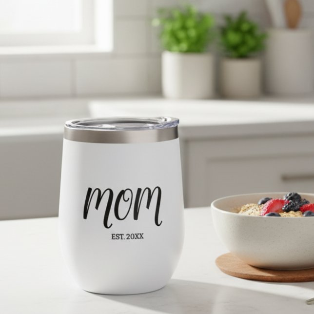 Mama hat neues Mama-Geschenk etabliert (Von Creator hochgeladen)