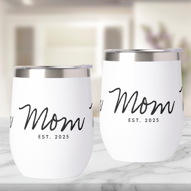 Mama hat neues Mama-Geschenk gegründet (Von Creator hochgeladen)