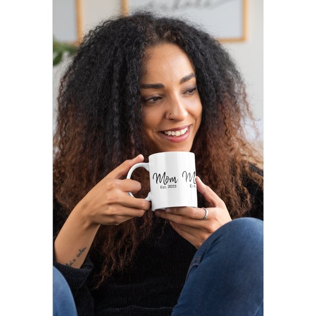 Mama hat neues Mama-Geschenk gegründet Kaffeetasse (Von Creator hochgeladen)