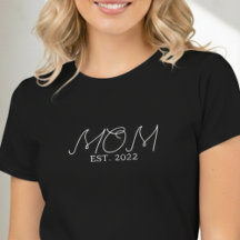 Mama hat neues Mama-Geschenk-T-Shirt etabliert