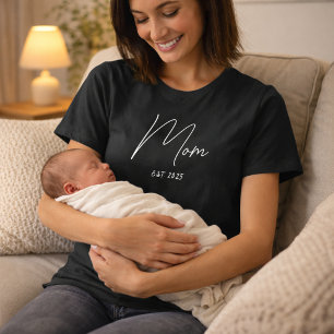 Mama hat neues Mama-Geschenk-T-Shirt gegründet T-Shirt