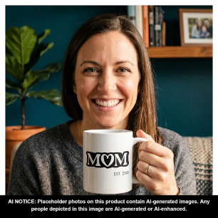 Mama hat Schwarz und Weiß Bold Cute Herz gegründet Kaffeetasse