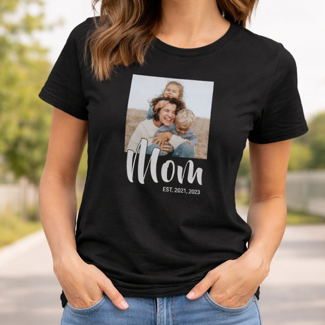 Mama hat Skript Foto eingerichtet T-Shirt (Mom Established Script Photo T-Shirt)