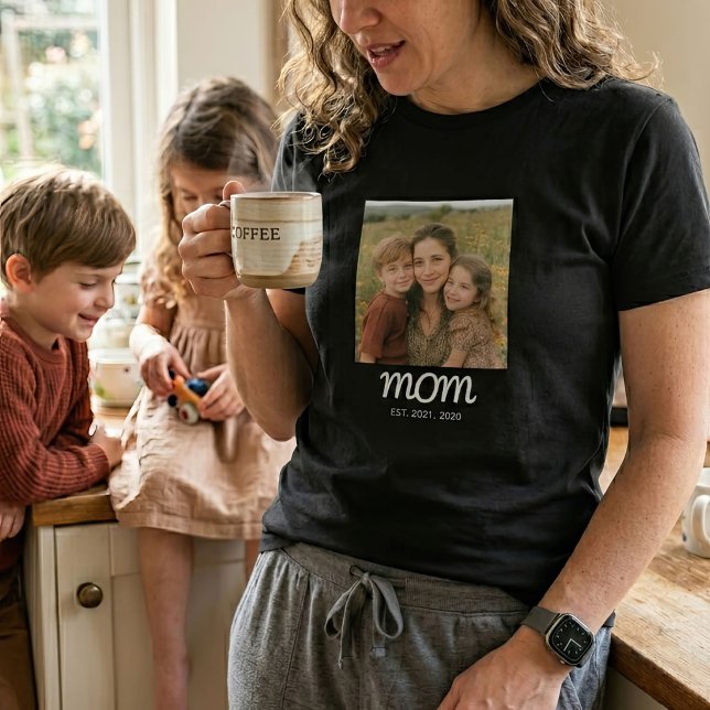 Mama hat Skript Foto eingerichtet T-Shirt (Von Creator hochgeladen)