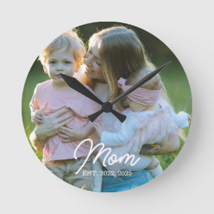 Mama hat White Script Foto eingerichtet Runde Wanduhr