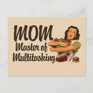 Mama ist die Meisterin des Multitaskings Postkarte