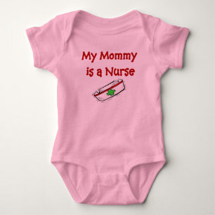 Mama ist ein Krankenschwester-Baby-T - Shirt