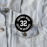 Mama Jersey Nummer<br><div class="desc">Freuen Sie sich auf Ihr Lieblings-Sportteam, Ihren Fußballspieler oder zeigen Sie einfach Ihren Schulstolz mit einem personalisierten Spirituosenknopf! Fügen Sie Ihren Schulnamen hinzu oder personalisieren Sie ihn mit einem Spielernamen und Jersey-Nummer. Ideal für Fußball, Basketball, Baseball und Fußball! Erstellen Sie individuelle Buttone für das ganze Team, Cheerleader, Eltern und Geschwister,...</div>
