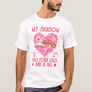 Mama Katze Mama Mein Schatten hat vier Beine und e T-Shirt