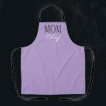 Mama Koch Modernes Lavendel Lila Script Küche Schürze<br><div class="desc">Mit dieser Mama Koch Modern Lavender Lila Script Kitchen Schürze kann Ihre Mutter ihr beim Kochen zeigen.  Es ist mit einem lila Vollbild-Hintergrund und "Mama" in Grau und das Wort "Koch" in weißer Schriftzeichen gestaltet.  Eine tolle Geschenkidee für eine Mutter,  die Liebe zum backen und kochen.</div>