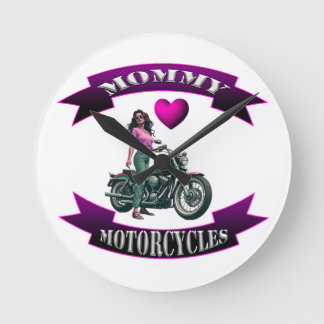 Mama liebt Motorräder Runde Wanduhr