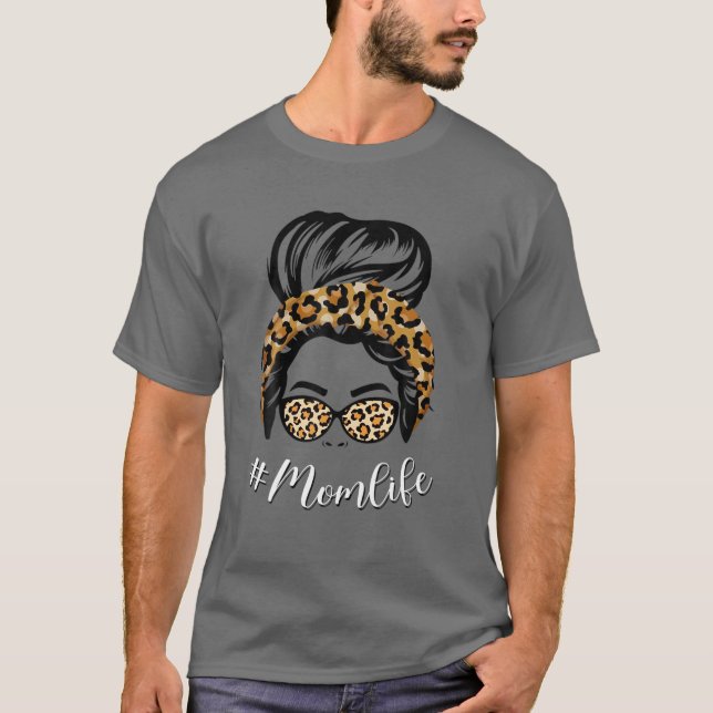 Mama Life, Leopard Pattern Glasses Funny Mama Desi T-Shirt (Vorderseite)