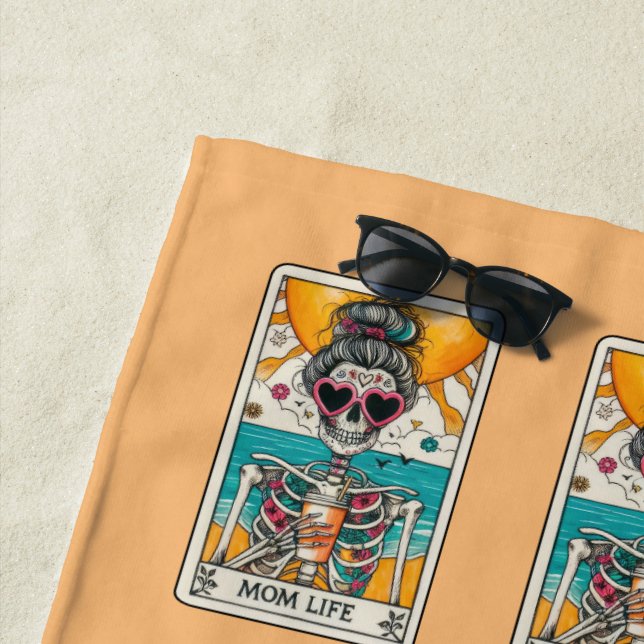 Mama Life Skeletts Tarot Card Strandtuch (Beispiel)
