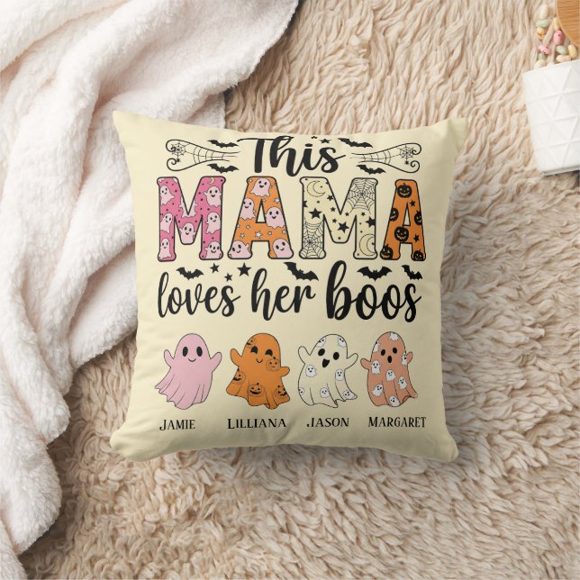 Mama Loves Her Boos Spooky Personalized Halloween Kissen (Decke)