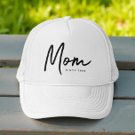 Mama seit 20XX Moderner, einfacher Chic Truckerkappe<br><div class="desc">Dieses einfache und moderne Design besteht aus san-Serifentypografie.</div>