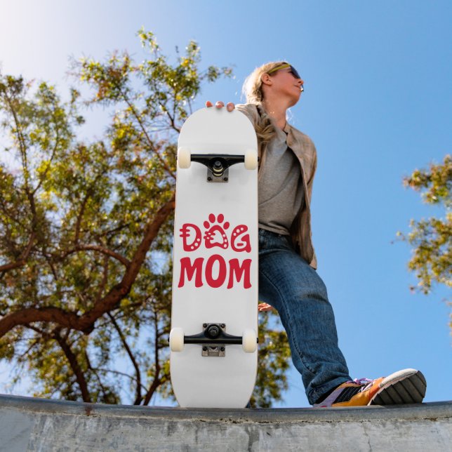 Mama Skateboard (Außenbereich 1)