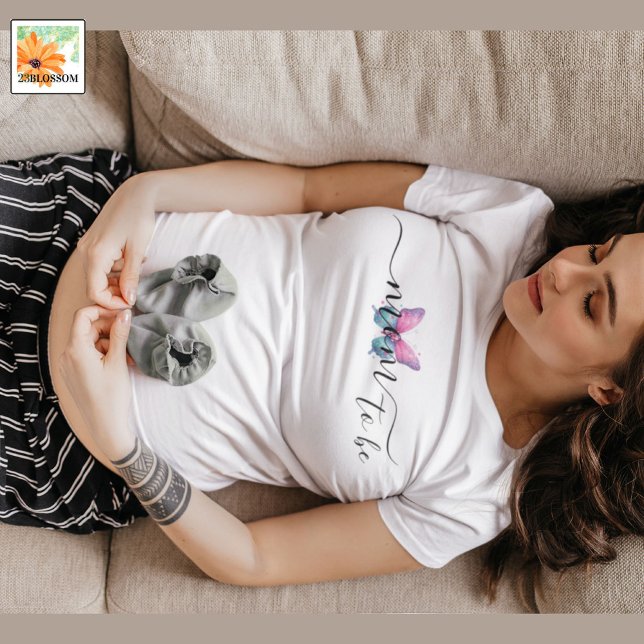 Mama to be Gender enthüllt Party-Matching T-Shirt (Von Creator hochgeladen)