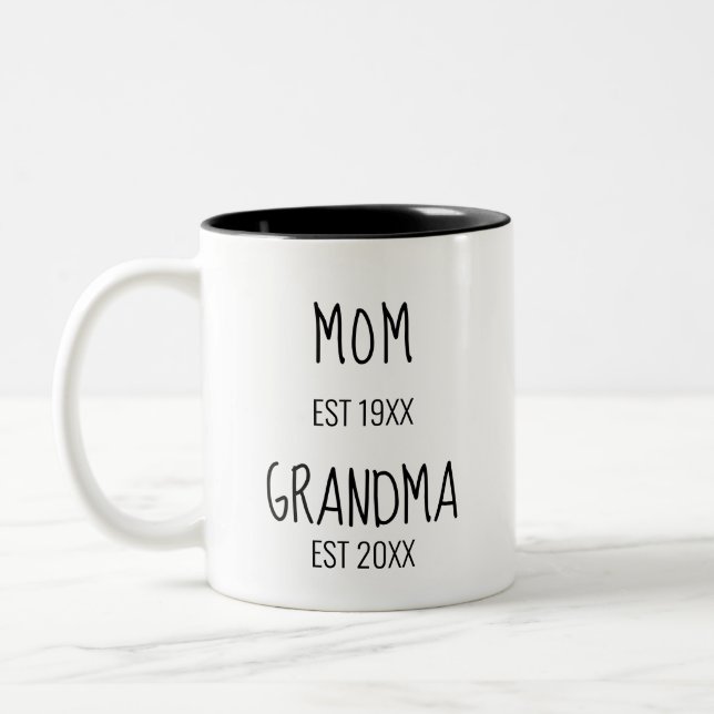 Mama und neue Oma EST-Tasse 2020 Zweifarbige Tasse (Links)