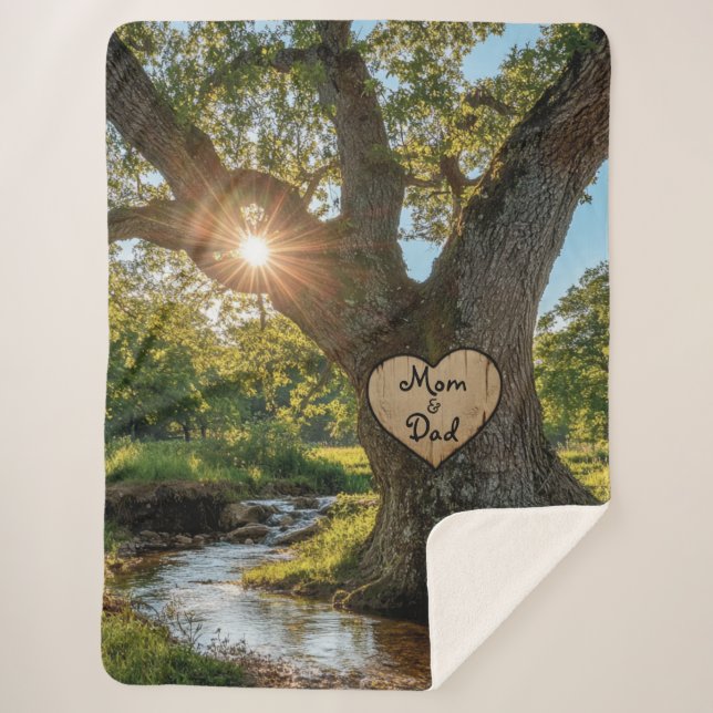 "Mama & Vater" Namen auf Eichenbaum mit Stream Lar Sherpadecke (Vorderseite)