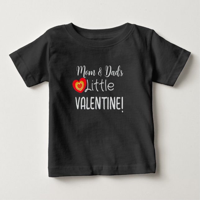 Mama & Vaters Kleines Valentinisches Niedliches Ro Baby T-shirt (Vorderseite)