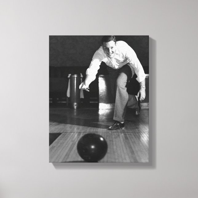 Man Bowling Leinwanddruck (Vorderseite)