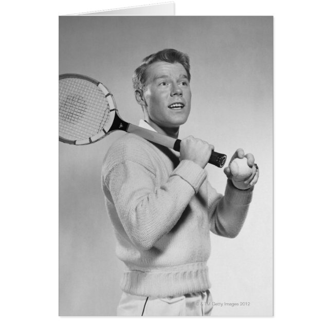 Man Holding Tennis Racket (Vorne)