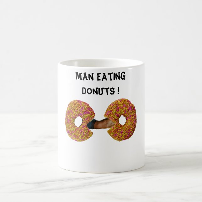 Man isst Donuts ! Kaffeetasse (Mittel)