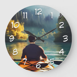 Man Kayaking auf einem See umgeben von Bäumen Große Wanduhr