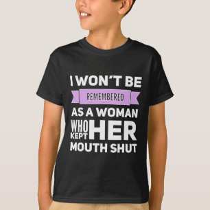 Man wird sich nicht als eine Frau erinnern, die ih T-Shirt