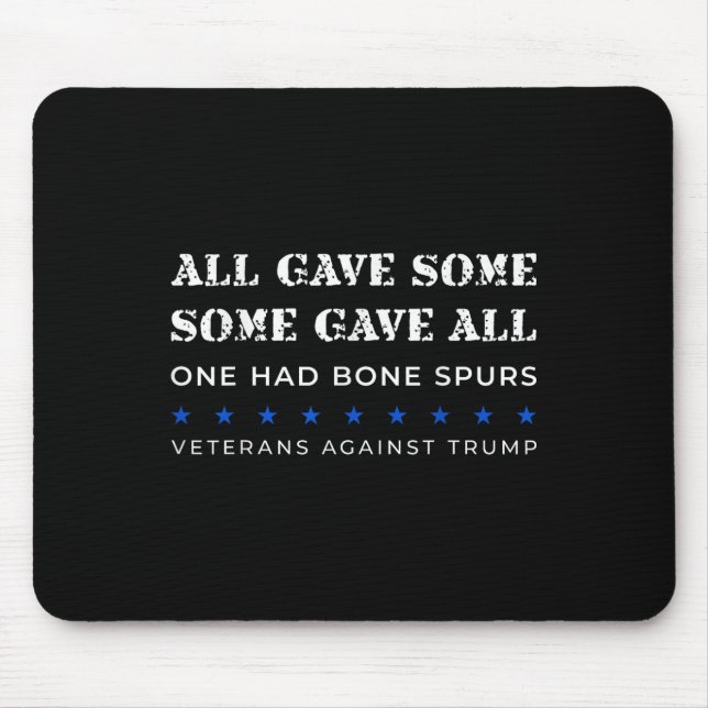 Manche gaben allen einen Knochensturm gegen Vetera Mousepad (Vorne)