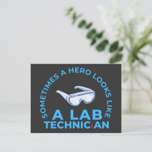 MANCHMAL SIEHT EIN HERO WIE EIN LABRADOR-TECHNIKER POSTKARTE