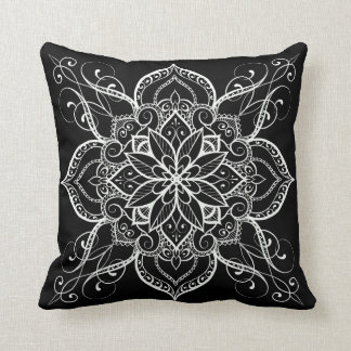 Mandala flower extended kissen