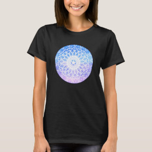 Mandala, lila, weiß und blau T-Shirt