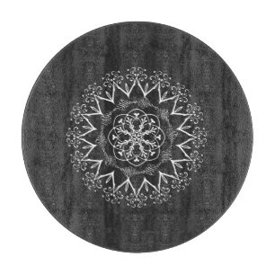 Mandala mandala weiß mit dunklem Hintergrund für Schneidebrett
