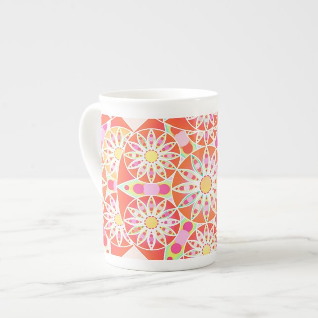 Mandala-Muster, korallenrot, rosa, gold Prozellantasse (Vorderseite Links)