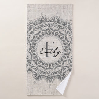 Mandala Name Monogram Monochrome Light Grau Badehandtuch