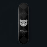 Mandala Style Owl & Girls Name Schwarz-weiß Klasse Skateboard<br><div class="desc">Dieses lustige Skateboard mit mandala owl Design & individuelle Name wäre ein wunderbares Geschenk für jemanden,  der in Skateboarding ist! Fügen Sie einfach den gewünschten Namen hinzu,  indem Sie auf die Option "Personalisieren Sie diese Vorlage" klicken.</div>