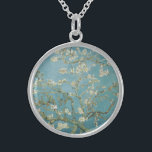 Mandelbaum in Blüte von Vincent Van Gogh Sterling Silberkette<br><div class="desc">Zweige eines Mandelbaumes in Blüte von Vincent Van Gogh Vintage Kunst auf modernen Produkten aus Zazilicious</div>