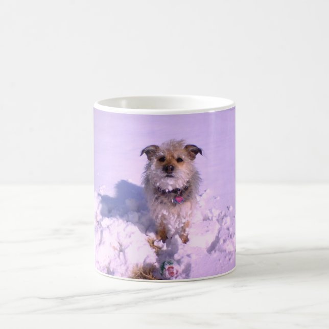 Mandy in der Schnee-Tasse Tasse (Mittel)