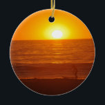 Manhattan Beach Keramik Ornament<br><div class="desc">Nichts ist so etwas Besonderes wie der perfekte Moment, der erfasst wird.</div>