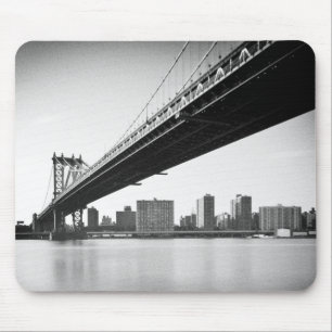 Manhattan-Brücke und Skyline, New York, US Mousepad