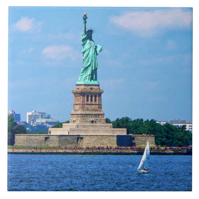 Manhattan - Segelboot bei der Freiheitsstatue Fliese (Vorderseite)